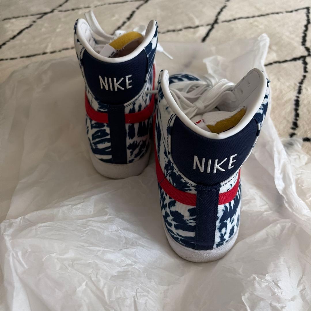 Nike Blazer Mid 77 Vintage Tie Dy — image 2