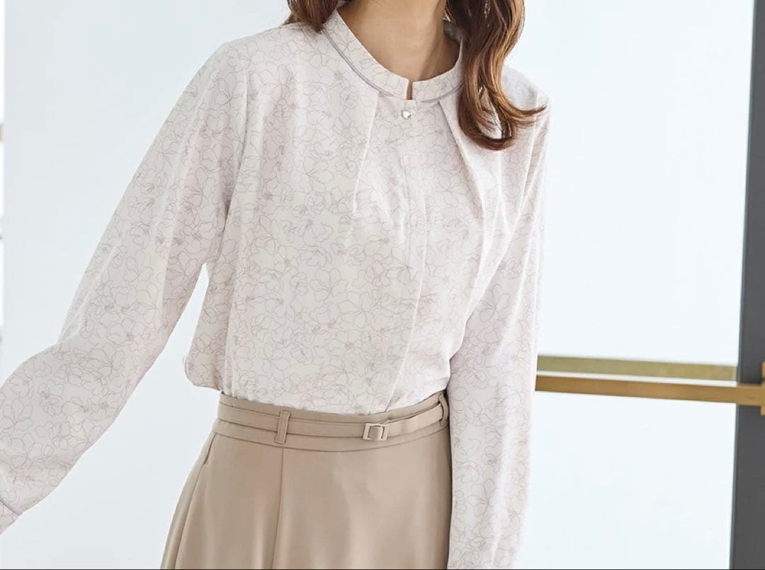2026 Honeys 花柄バンドカラーブラウス — image 3