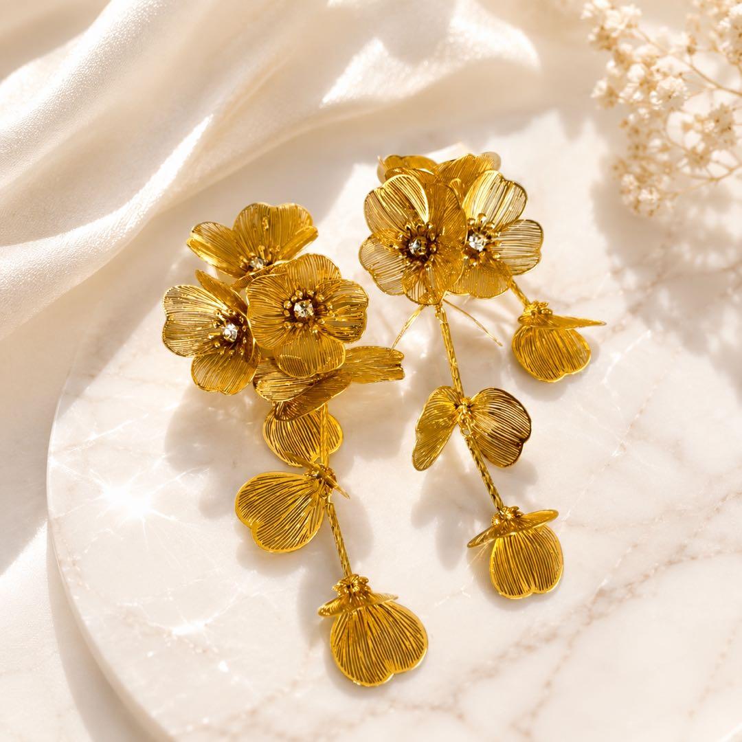 【新品】フラワー 花嫁 結婚式 ブライダル イヤリング パーティー 華やか — image 2