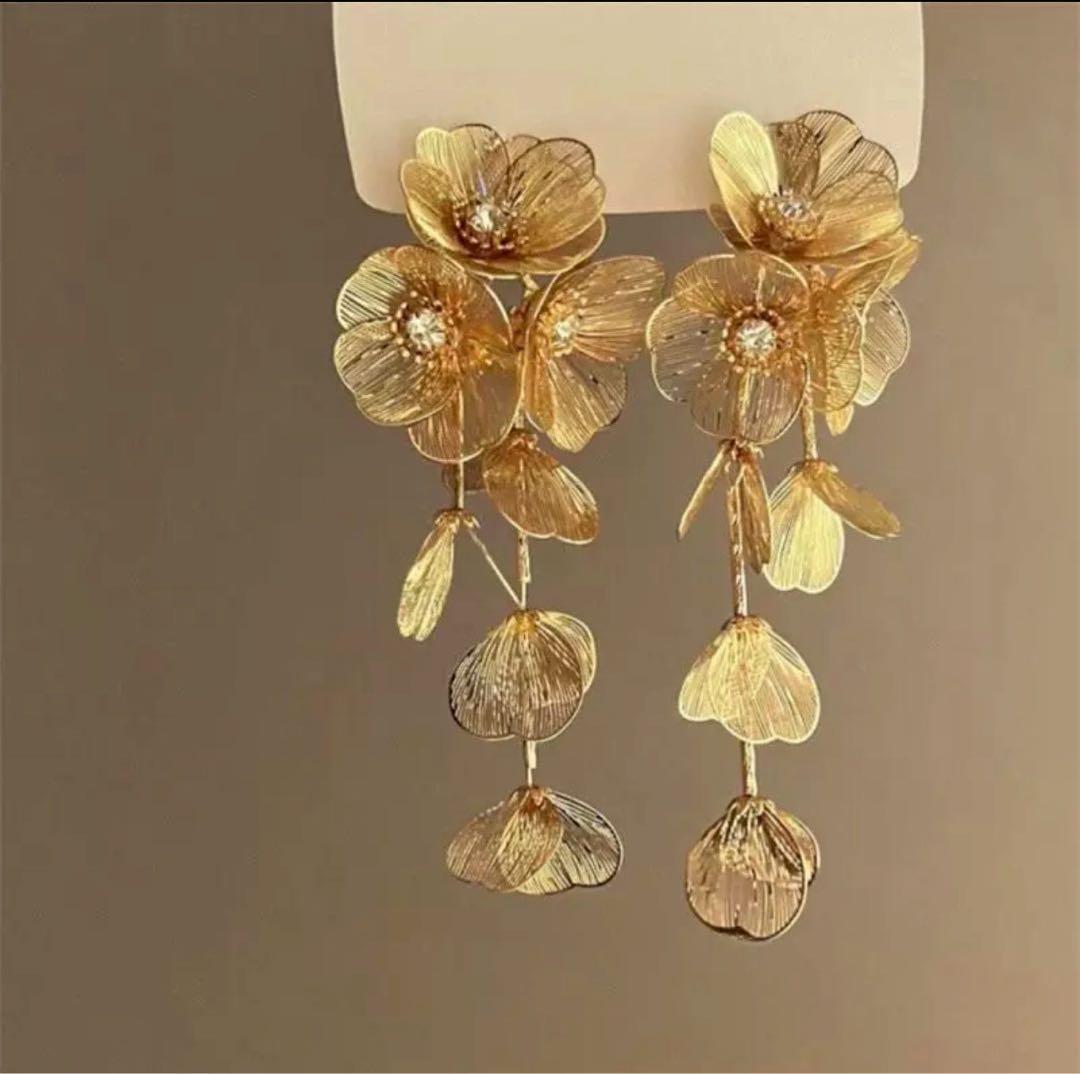 【新品】フラワー 花嫁 結婚式 ブライダル イヤリング パーティー 華やか — image 3