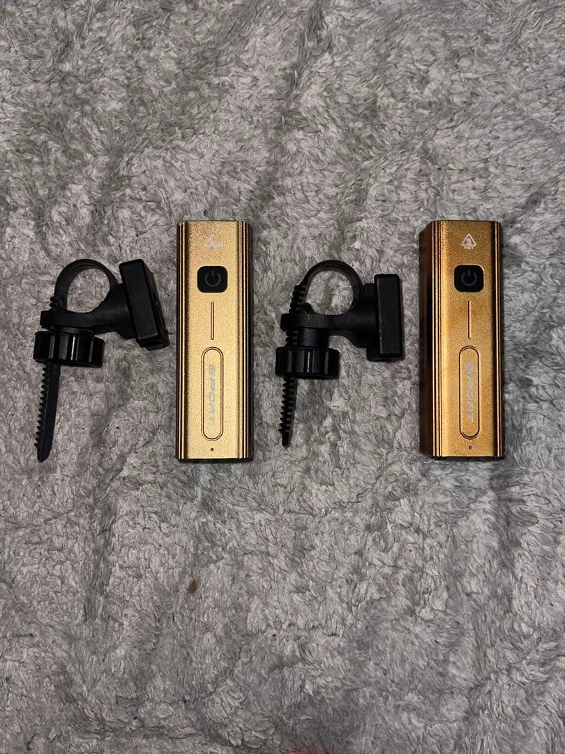 自転車用フロントライト 2個セット ゴールド USB充電式 動作確認済み — image 3