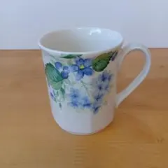 Royal Doulton⚡️Everydayマグカップ花柄 英国食器（廃盤品） — image 1