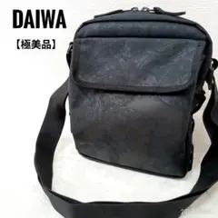【極美品】ダイワフィッシングバッグ ビックダイワマークショルダーバッグ ブラック — image 1
