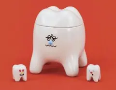 イオシソ Eeosiso 小歯 トゥーストレジャーボックス　ガチャガチャ — image 1