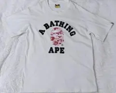 A BATHING APE Tシャツ ピンクカモ ロゴ — image 1