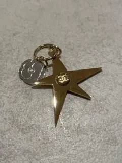CHANEL シャネル　ホリデー チャーム — image 1