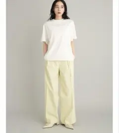 【新品未使用】ミラオーウェン　接触冷感　ハイラインモノグラムＴシャツ — image 1