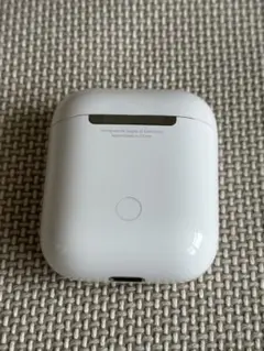 AirPods第二世代本体 ホワイト 充電ケース付き — image 1