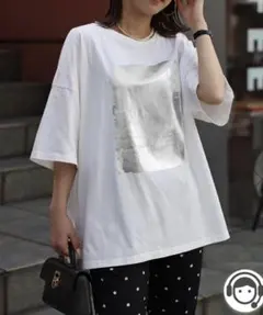 【新品】 箔プリントビッグシルエットTシャツ オフホワイト — image 1