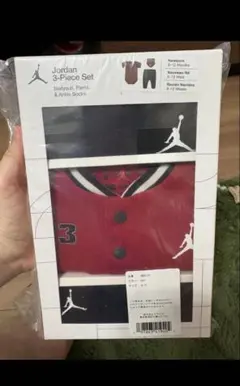 最終値下げです！Jordan 3-Piece Set 6-12ヶ月 — image 1