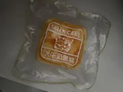 kikisquishy ぼやぼや純泥 牛ケーキ Mサイズ分厚め — image 1