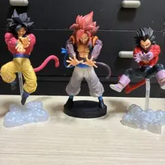 ドラゴンボール フィギュア 超サイヤ人4 3体セット — image 1