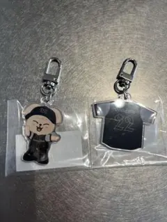 SKZOO アクリルキーホルダー ユニフォーム　seungmin2種セット — image 1