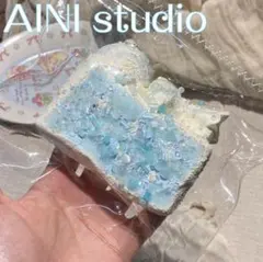 AINI studio ブランド スクイーズ 水色 — image 1