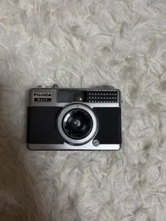 FUJICA Half フィルムカメラ 本体　ジャンク — image 1