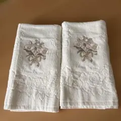 【新品未使用】Nina Ricci バスタオル 2枚セット 花柄刺繍 — image 1