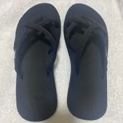 【出品6/25まで】Teva サンダル Olowahu ブラック — image 1