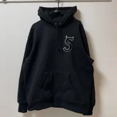 Supreme Sロゴ ブラック パーカー Sツノ シュプリーム　L 22AW — image 1
