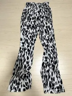ANAP レオパード柄 プリーツフレアパンツ ホワイト×ブラック フリーサイズ — image 1