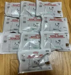 ロイヤルカナン 犬用 ドライ 満腹感サポート CLT 小型犬用S 30g×10袋 — image 1