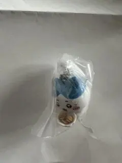 ちいかわ たべものいっぱいマスコット3 ハチワレ — image 1