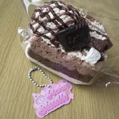 Acha Studio 三層トースト チョコ ロータス スクイーズ — image 1