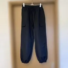 ブラック カーゴパンツ ウエストゴム ドローストリング — image 1