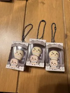 ちいかわ チョコボックス　ラッコ キーホルダー ３個セット — image 1
