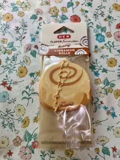 H-E-B Cinnamon Rolls ルームフレグランス 3個入り — image 1