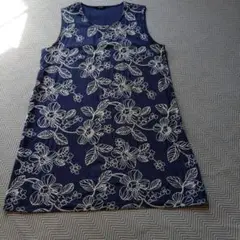 花柄ノースリーブチュニック ネイビー — image 1