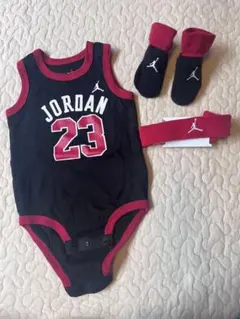 Jordan 3-Piece Set ロンパース 6-12ヶ月 — image 1