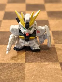 【複数購入で450円】 SDガンダムフルカラー　νガンダム — image 1