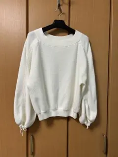 LOWRYS FARM バルーンスリーブニット Lサイズ ホワイト — image 1