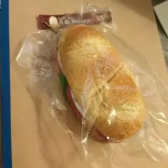 ベーカリー　パン　 サンドイッチ スクイーズ キーホルダー — image 1