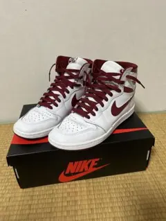 NIKE AirJordan 1 High 85MetallicBurgundy — image 1