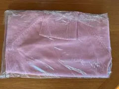 ピンクの長袖セーター（銀のラメ入り） — image 1