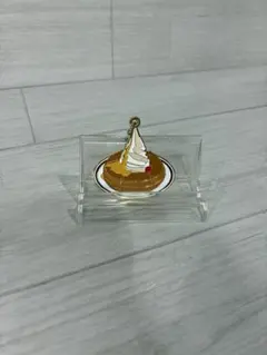 メダ珈琲店　一番くじD賞メタルチャーム(シロノワール) — image 1