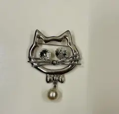 新品★未使用　猫のブローチ — image 1
