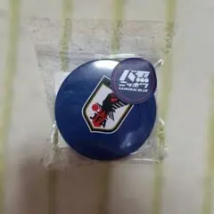 新品未開封*3coins缶入りステッカーサッカー日本代表ver. — image 1