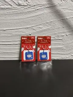 ちいかわ アクリルめじるしチャーム ハチワレ 2個セット — image 1