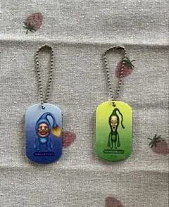 こびとづかん キーホルダー 2個セット　オオヒレカワコビト　クサマダラオオコビト — image 1