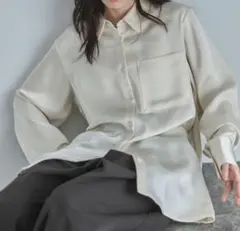 feepur サテンオーバーシャツ — image 1