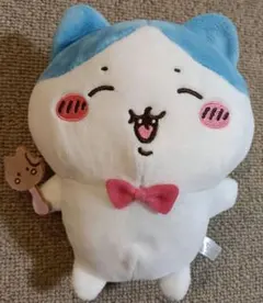 ちいかわ ハチワレ ぬいぐるみ 蝶ネクタイ　チョコ　新品　タグ無し　プライズ — image 1