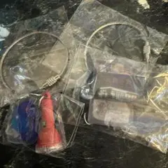 ガチャ チラズアート　夜勤事件 懐中電灯＆お弁当　2点セット — image 1