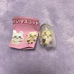 ちいかわ たべものいっぱいマスコット3 ラッコ — image 1