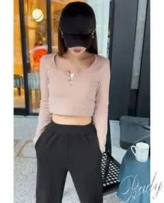 Rady♡ヘンリーネック♡トップス♡ベージュ♡Sサイズ♡新品未使用 — image 1