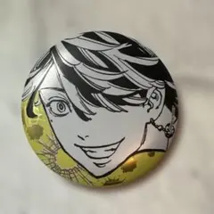 [匿名配送] 羽宮一虎 新体験展 メタリック缶バッジ — image 1