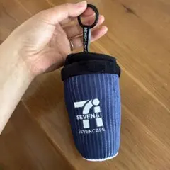 SEVEN&i SEVEN CAFE ぬいぐるみ マスコット — image 1
