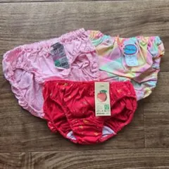 『新品・未使用』　昭和レトロ　スキャンティ　３枚セット — image 1