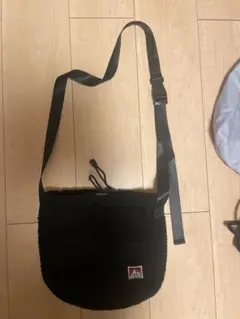 BEN DAVIS ボア ショルダーバッグ ブラック — image 1
